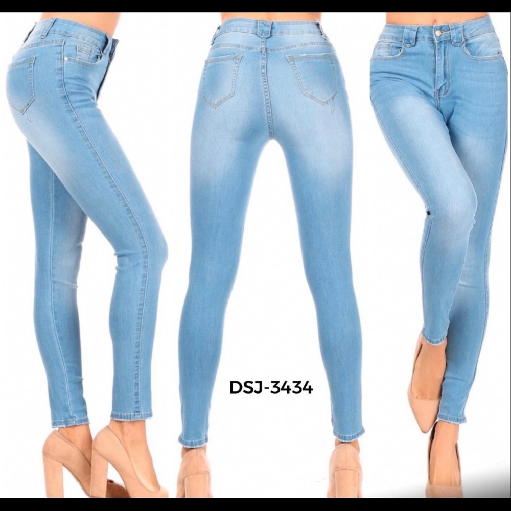 Medium blue Colombian stretch push up skinny jean